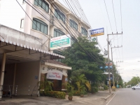 Sripet Hotel - Accommodation